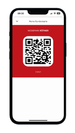 Ein Smartphone zeigt eine digitale Kundenkarte mit einem QR-Code für Modepark RÖTHER. Ein Smartphone zeigt eine digitale Kundenkarte mit einem QR-Code für Modepark RÖTHER.