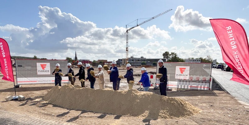 Feierlicher Spatenstich des HÜ-Center in Hückelhoven.