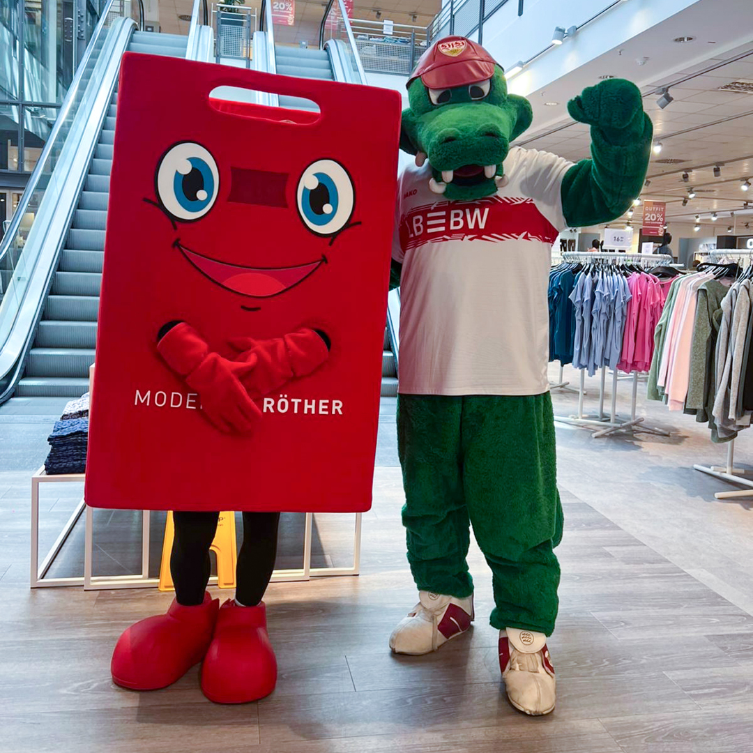 Prominente Gäste bei den Kindertagen mit Fritzle und Röthi, dem neuen Maskottchen von Modepark Röther.