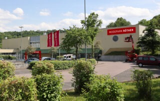 Außenansicht Modepark Röther Filiale in Meißen